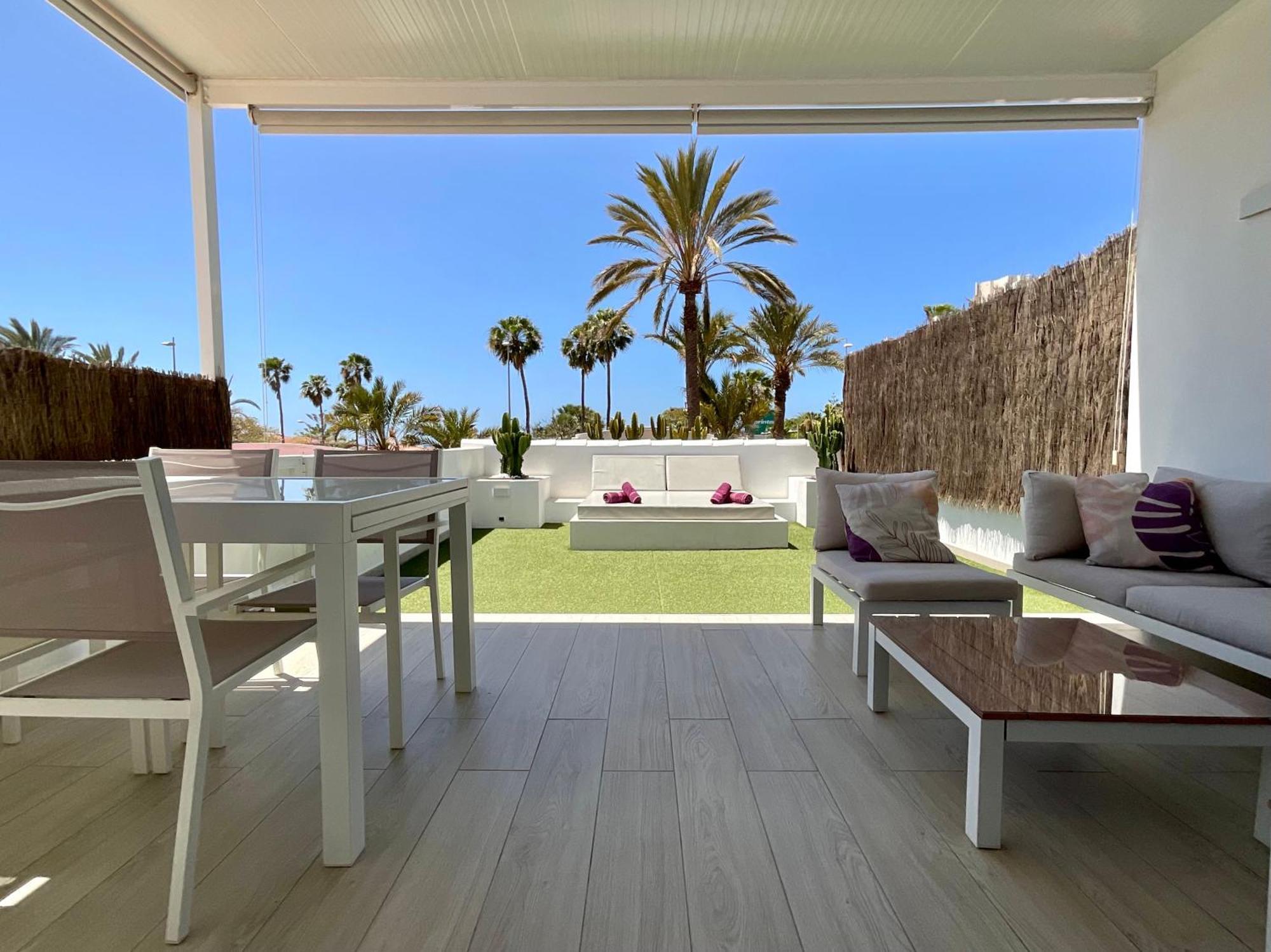 Las Americas Luxury Low-Cost Apartment With Terrace & Views ปลายาเดลาสอเมริกาส ภายนอก รูปภาพ